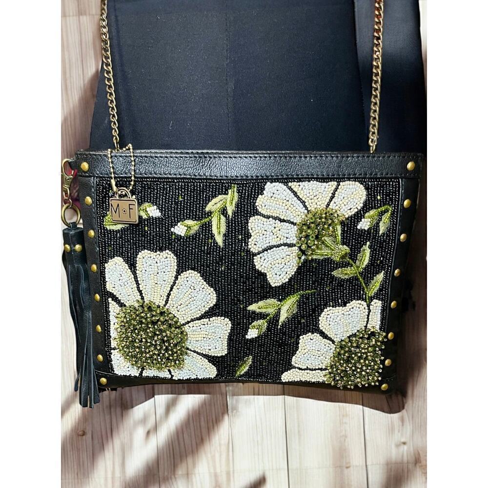 New With Tags Mary Frances #S001-732 “Sunshine & Daisies” Bag - Picture 6 of 11